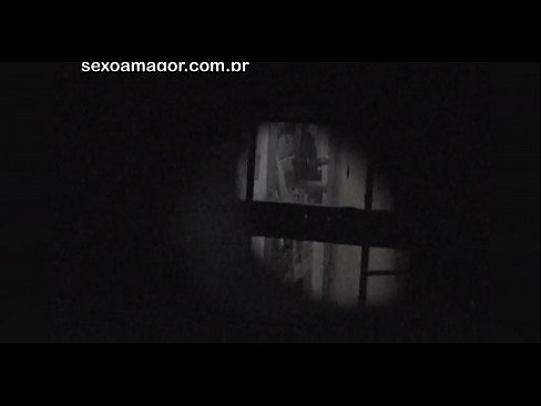 ❤️ Blondinko na skrivaj snema voajer iz soseske, skrit za votlimi opekami Porn video na sl.sexafinkarasskaz.ru ❌